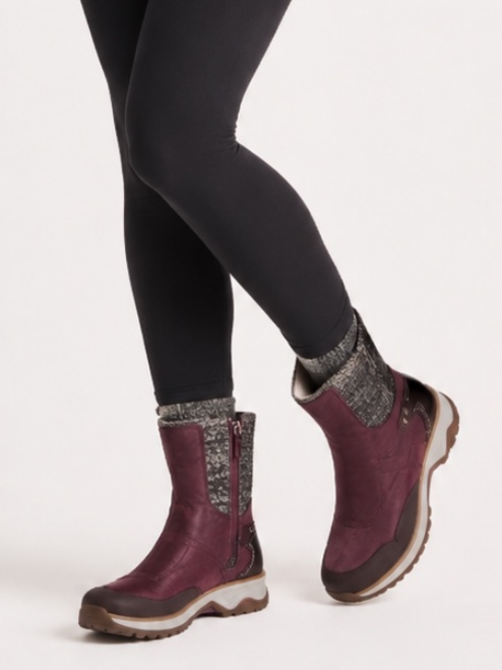 Merrell Eventyr Cuff Waterproof Insulated Winter Boots Wine Burgundy Size 9.5